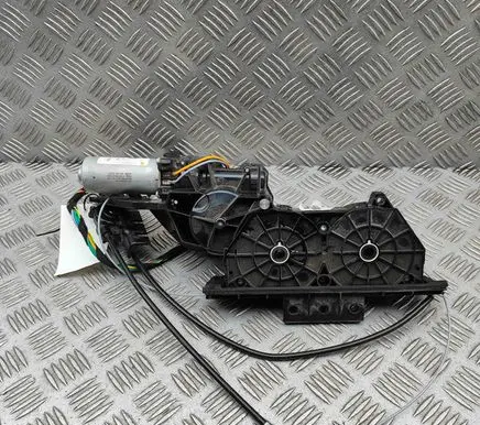 Volkswagen Multivan T6 Sliding door lock 7T0843459C 7T0843531M