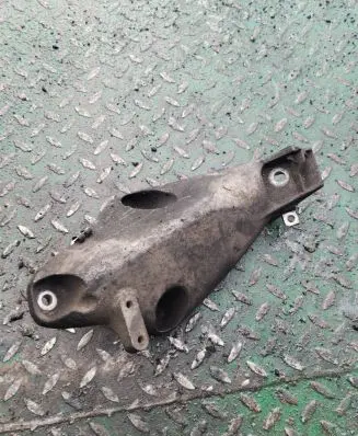 BMW X5 E70 Engine mounting bracket 6787489 67871110 AIS19C03