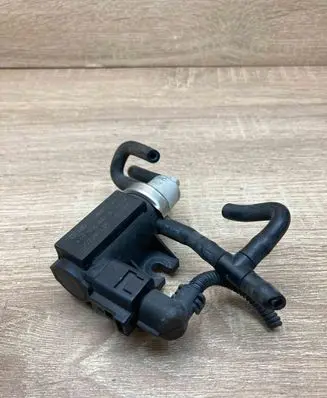 Ford Galaxy Turbo solenoid valve 1J0906627A 72290325 WITHPLUG