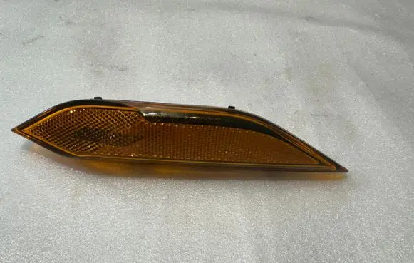Porsche Cayenne (92A) Front fender indicator light 7P5949101