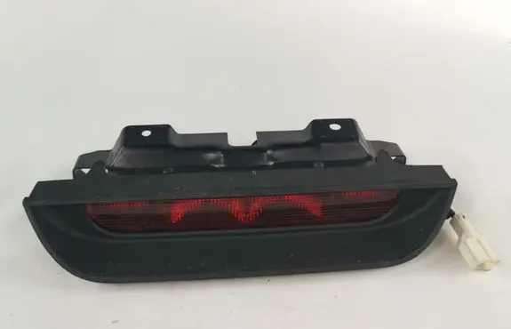 Mitsubishi Space Star Third/center stoplight 0996400
