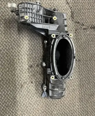 Mercedes-Benz E W212 Intake manifold A6510900037