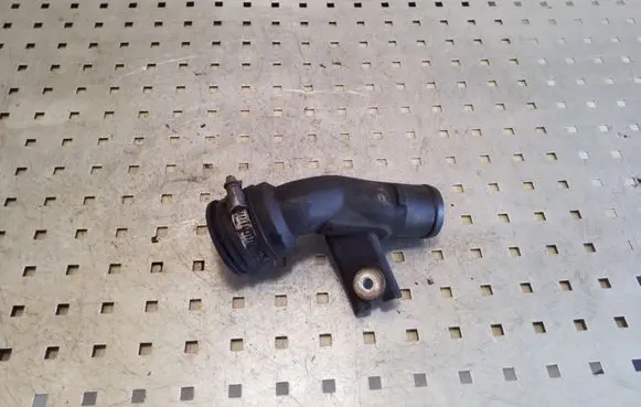 Nissan Qashqai Engine coolant pipe/hose