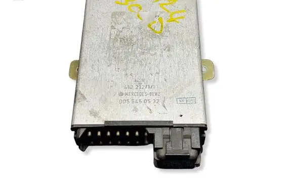 Mercedes-Benz E W124 Engine control unit/module 0055450532