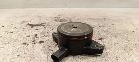 Jaguar XE Camshaft vanos timing valve G4D36M280AA