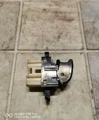 Mazda 6 Electric window control switch 3583D44