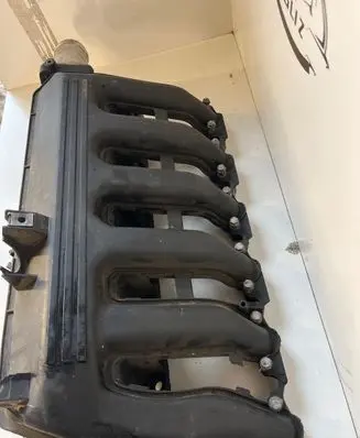 BMW 5 E60 E61 Intake manifold 7789329 7789287 7789247