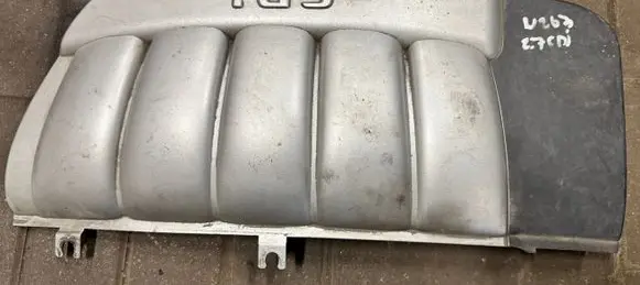 Mercedes-Benz C W203 Engine cover (trim) A6120100767