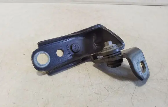 Ford Kuga II Front door upper hinge CJ54S22800AC