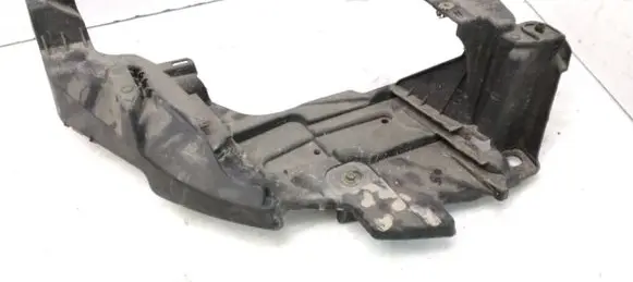 Headlight/headlamp mounting bracket