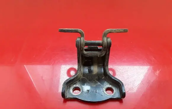 Chevrolet Captiva Rear door upper hinge 07H04 C1R