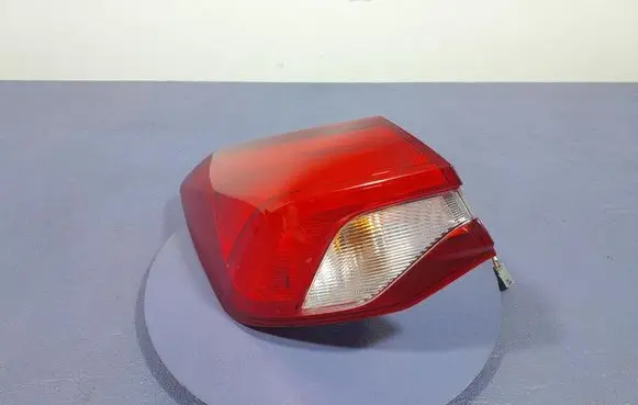 Ford Focus Rear/tail lights JX7B13405DF