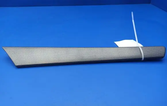 Mercedes-Benz C W203 Front door trim bar A2037200422