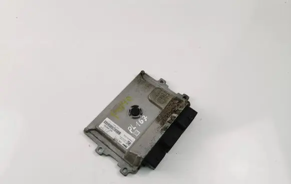 Peugeot 208 Engine control unit/module ECU 9800913080 9805895780