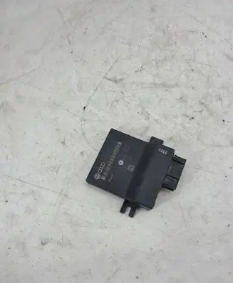 Audi Q7 4L Gateway control module 4L0907468 4L0910468