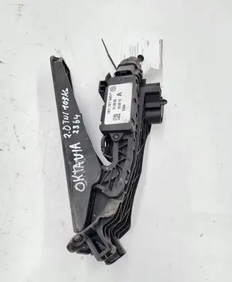 Skoda Octavia Mk2 (1Z) Accelerator throttle pedal 1K1721503P