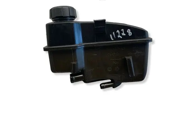 Volvo S80 Power steering fluid tank/reservoir 30645621