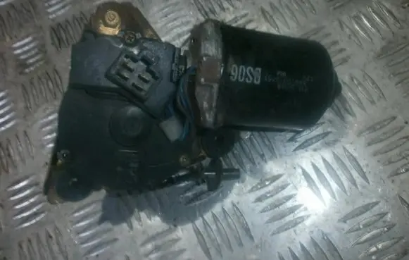 Mazda 323 Wiper motor 8491005461