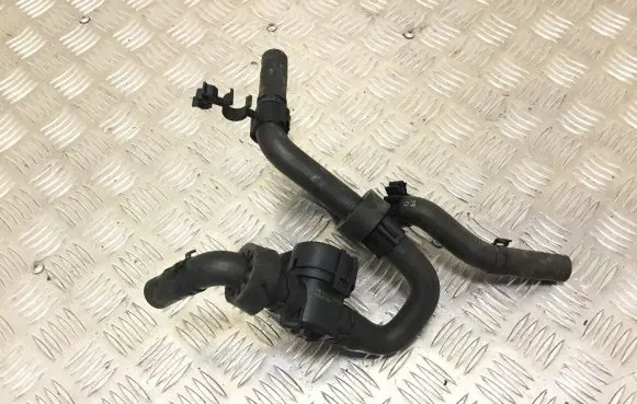 Porsche Cayenne (92A) Engine coolant pipe/hose 7P6122157E 1J0819809
