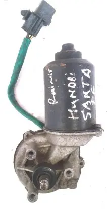 Hyundai Santa Fe Wiper motor 9811026200