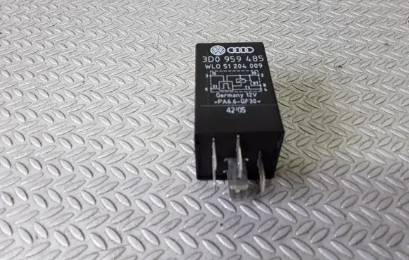 Volkswagen Phaeton Other relay 3D0959485