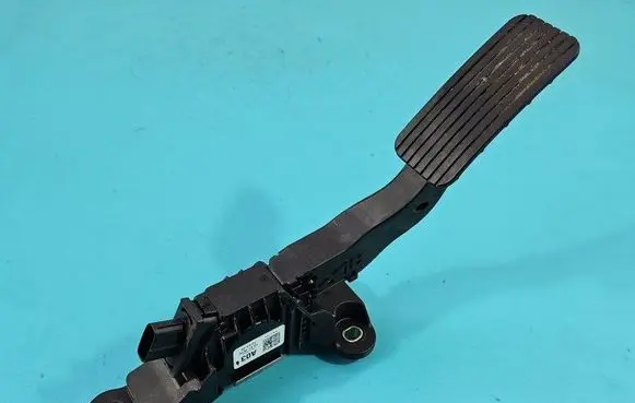 Hyundai Kona I Accelerator throttle pedal 32700-XXXXX IMPRK1450903