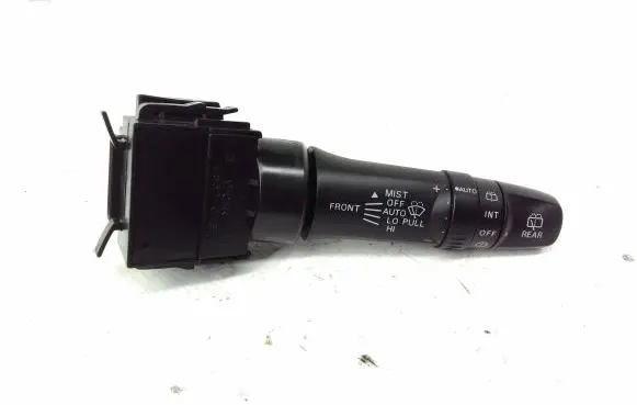 Mitsubishi Outlander Wiper control stalk 17G688