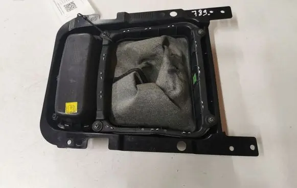 KIA Sorento Gear shifter surround trim plastic 846223D710