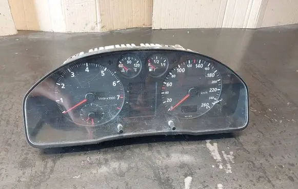 Audi A4 S4 B5 8D Speedometer (instrument cluster) 8D0919034BX