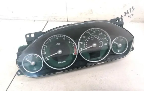 Jaguar X-Type Speedometer (instrument cluster) 1X4F10841A 1X4F-10841-A