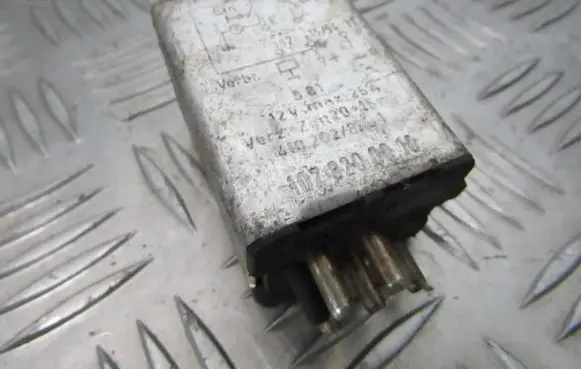 Mercedes-Benz E W123 Other relay 1078200010