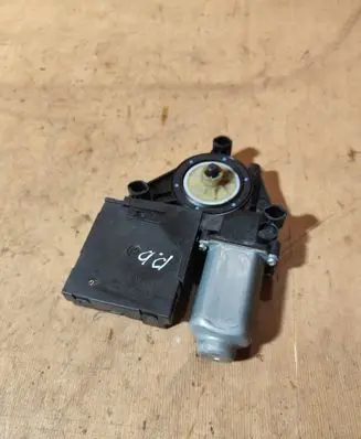 Volkswagen Touran I Front door window regulator motor 1K0959792C 05074631