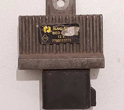 Volvo S40, V40 Glow plug pre-heat relay 7700115078