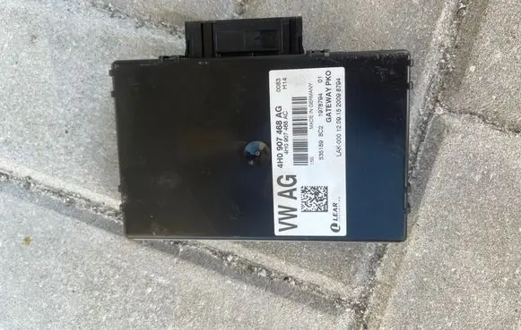 Audi A8 S8 D4 4H Gateway control module 4H0907468AG