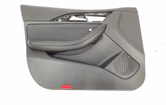Infiniti Q30 Front door card panel trim 809015DA2D