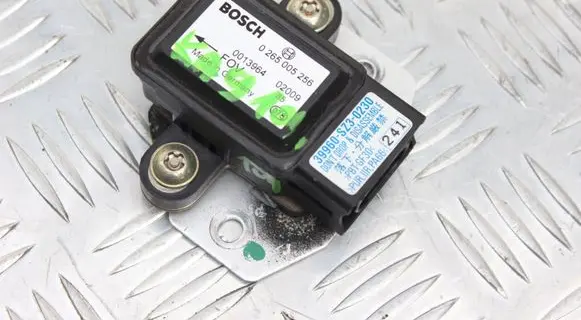 Honda Legend III KA9 ESP acceleration yaw rate sensor 0265005256