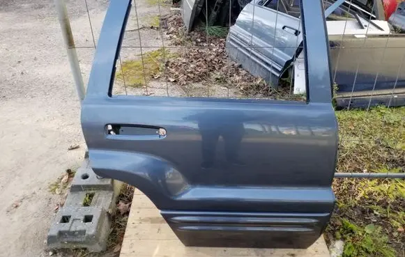 Jeep Grand Cherokee (WJ) Rear door
