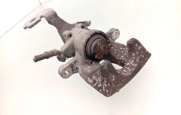 Toyota Auris E180 Rear brake caliper 