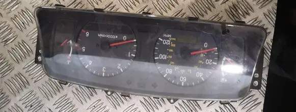 Mitsubishi Pajero Sport I Speedometer (instrument cluster) mr590142