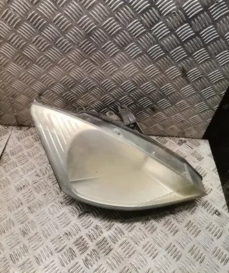 Ford Focus Headlight/headlamp