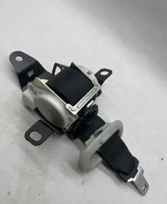 Nissan Qashqai+2 Roof seat belt F2106111 200540EC ECER1604