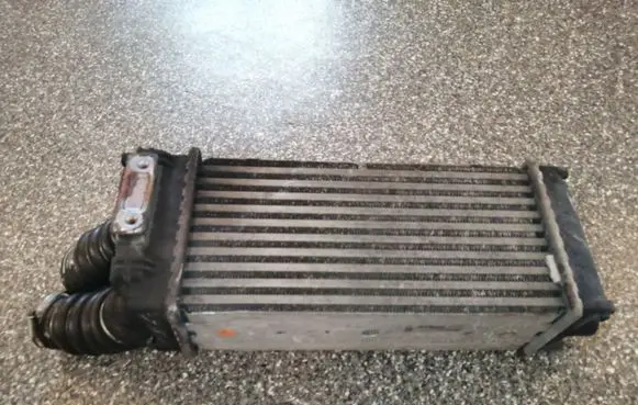 Citroen C4 I Intercooler radiator IA1401 876923JE 9648551880