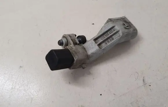 Volkswagen PASSAT CC Crankshaft position sensor 03C906433A