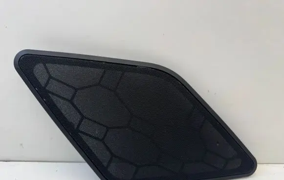 BMW M6 Subwoofer grill/trim 9197490