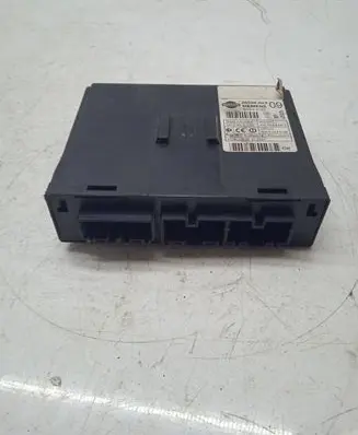 Nissan Primera Comfort/convenience module 28596AV3