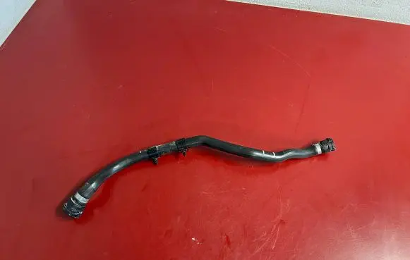BMW iX Engine coolant pipe/hose 8833639 17128833639