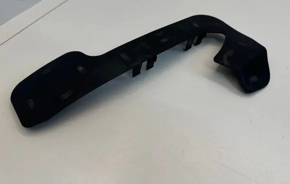 Tesla Model 3 Fog light bracket 108945000A