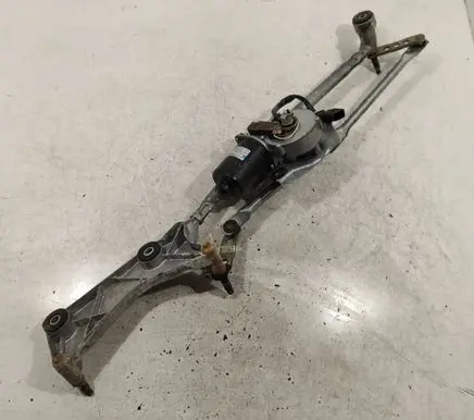 Mercedes-Benz ML W164 Front wiper linkage and motor A1648201842