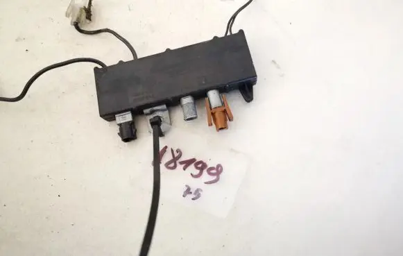 BMW 5 E39 Antenna control unit 65248352489 6524-8352489