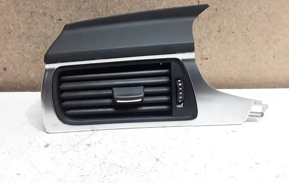 Audi A6 S6 C7 4G Dashboard side air vent grill/cover trim 4G1820901